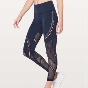 Lululemon Reveal Tight Precision 25in Size 6 Deep Navy Blue Leggings
